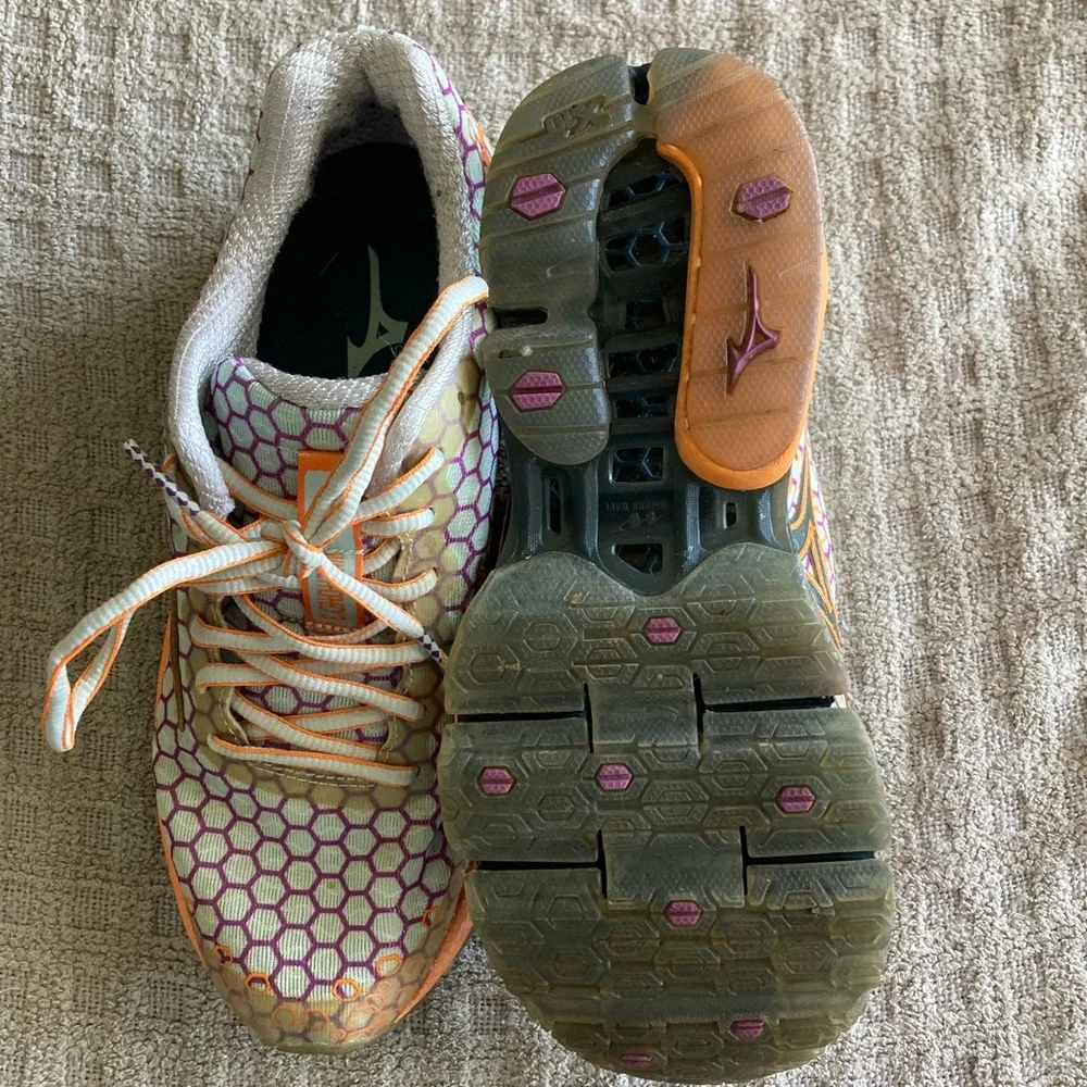 Women’s Mizuno Wave Prophecy 3 Size 8.5 Excellent Used Condition - Picture 5 of 6